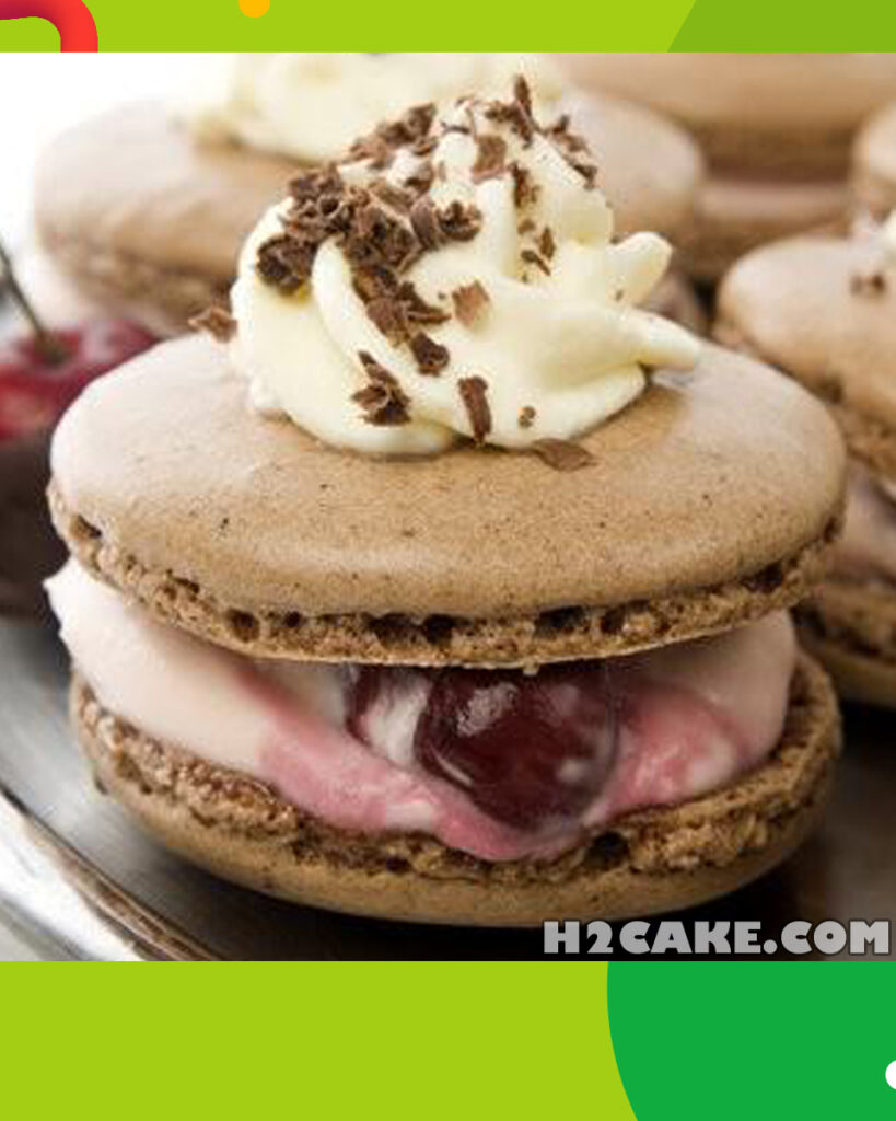 Black-Forest-Macarons-1