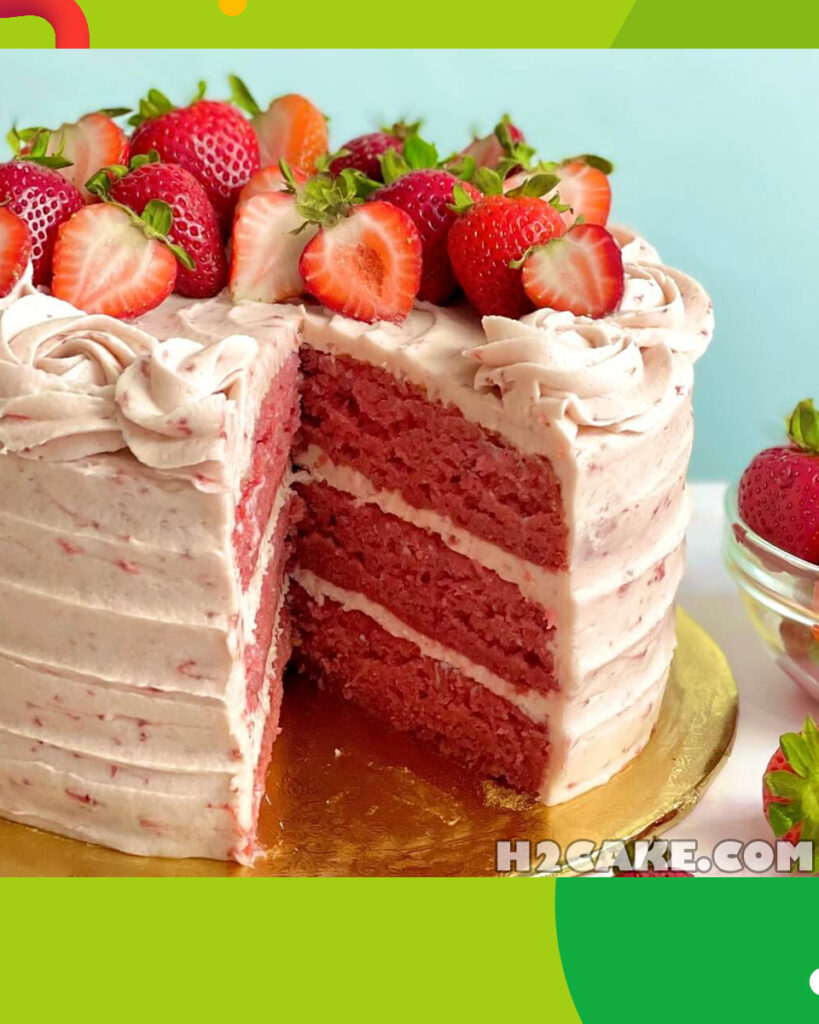 Strawberry-Red-Velvet-Cake-4